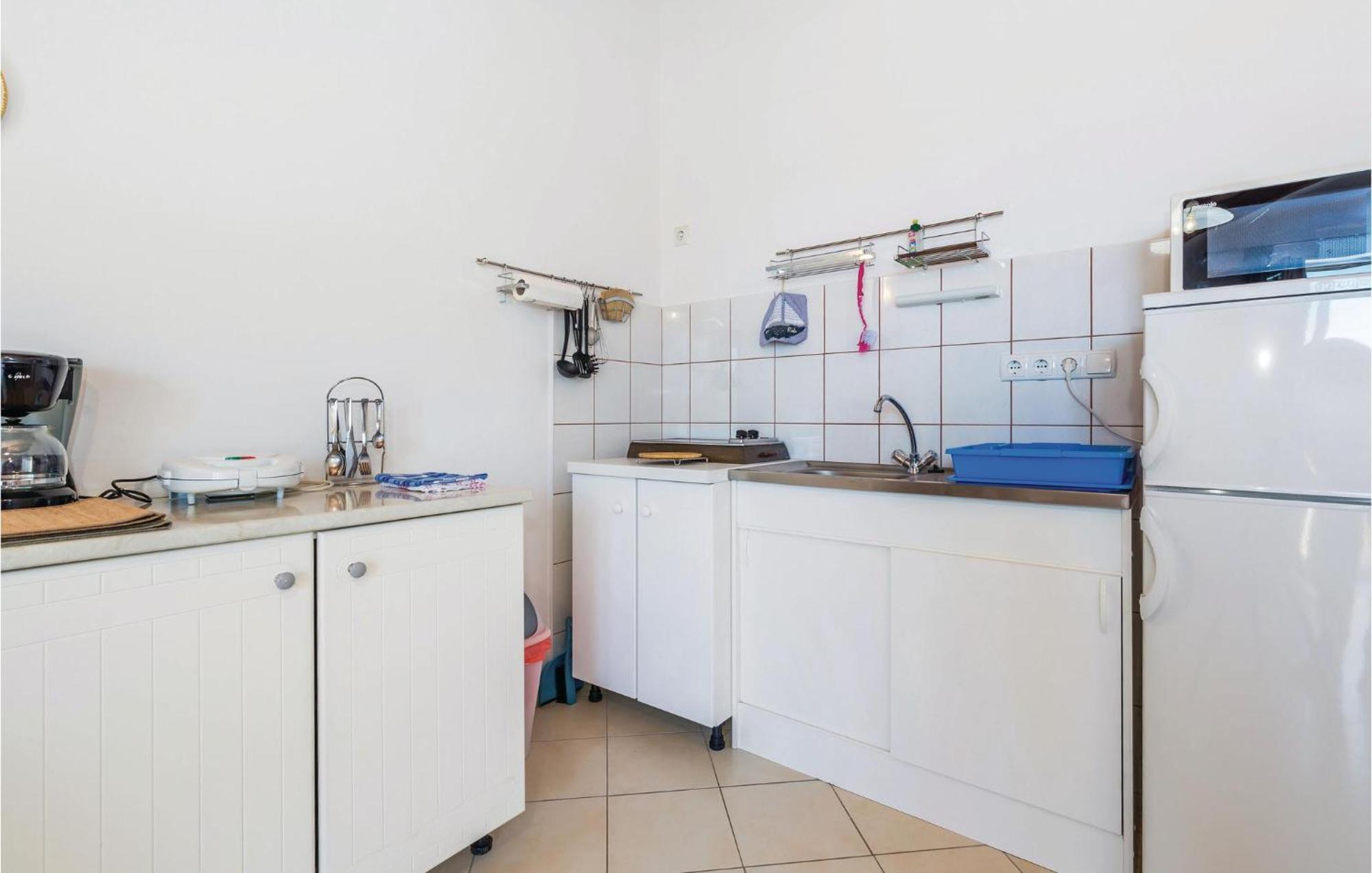 Nice Apartment In Rab With Kitchen Barbat na Rabu Exterior foto